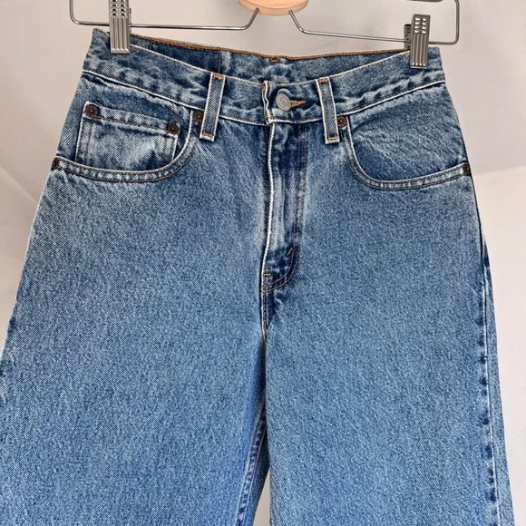 Vintage 90s Levis 550 Relaxed Fit Student Fit Jeans Women's Size 26 Blue Denim